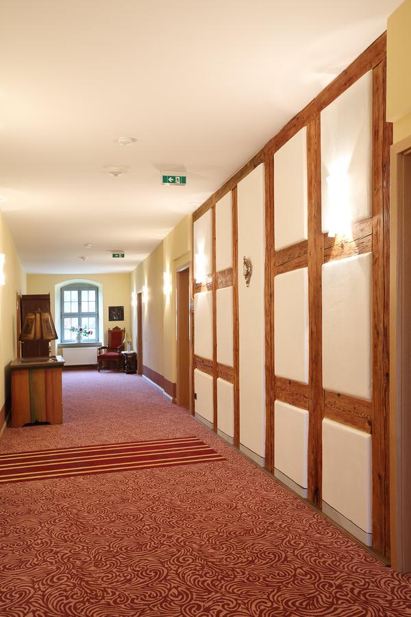 Hotel Garni Schloss Schoenberg Bad Brambach Exterior photo